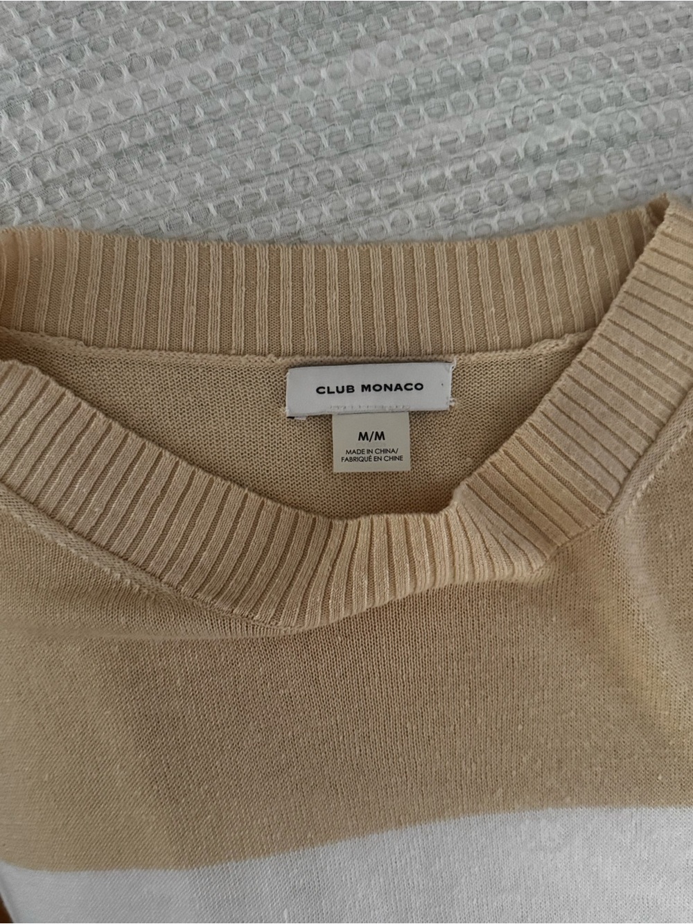 Club Monaco sweater - Picture 3 of 5
